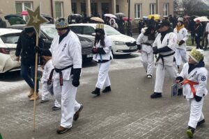 06.01.2024. Skarżysko-Kamienna. Orszak Trzech Króli / Fot. Anna Głąb - Radio Kielce