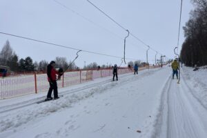 13.01.2024. Konary. Stok narciarski / Fot. Grażyna Szlęzak - Radio Kielce