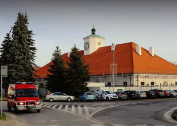 Jakie postępy prac przy remoncie zabytkowego ratusza w Staszowie?