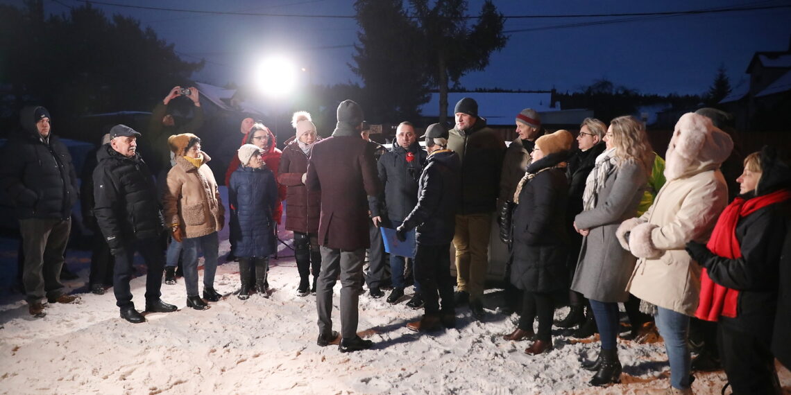 17.01.2024. Radio Kielce, program Interwencja. Dziurawa ulica Biesak. / Fot. Wiktor Taszłow - Radio Kielce