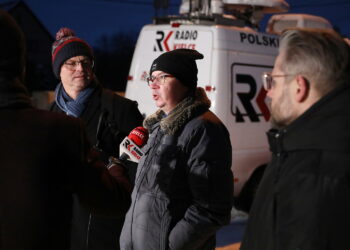 17.01.2024. Radio Kielce, program Interwencja. Dziurawa ulica Biesak. / Fot. Wiktor Taszłow - Radio Kielce