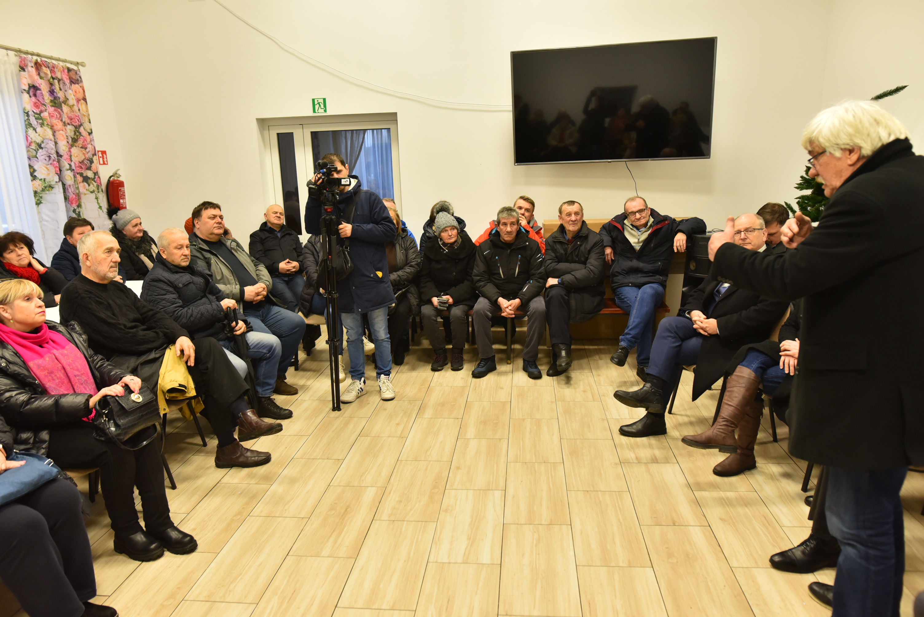 INTERWENCJA. Nie chcą zakładu przetwarzającego plastik. Wygrali bitwę [ZDJĘCIA]