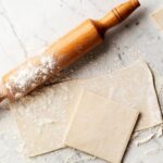 Jak zrobić ciasto francuskie? Przepis krok po kroku