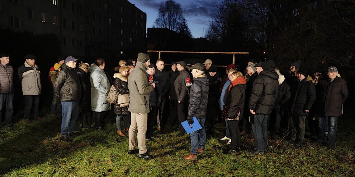 INTERWENCJA. Plac dla psów ważniejszy niż plac zabaw dla dzieci