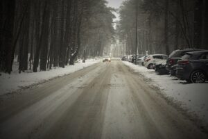 07.01.2024. Kielce. Zima na drogach / Fot. Jarosław Kubalski - Radio Kielce