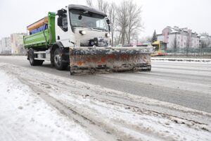 07.01.2024. Kielce. Zima na drogach / Fot. Jarosław Kubalski - Radio Kielce