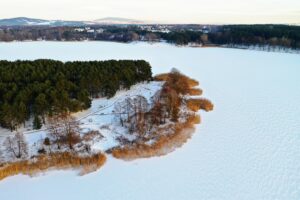 12.01.2024. Zalew w Cedzynie. / Fot. Jarosław Kubalski - Radio Kielce