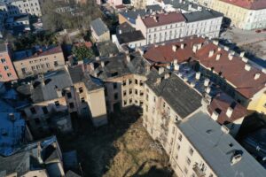 30.01.2024. Kielce. Kamienice przy ulicy Śniadeckich i Słowackiego / Fot. Jarosław Kubalski – Radio Kielce