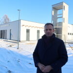 Strażacy i książki będą pod jednym dachem - Radio Kielce Zajączków. Centrum Kultury i Bezpieczeństwa. Na zdjęciu Zbigniew Piątek - burmistrz Piekoszowa. / Fot. Agnieszka Olech