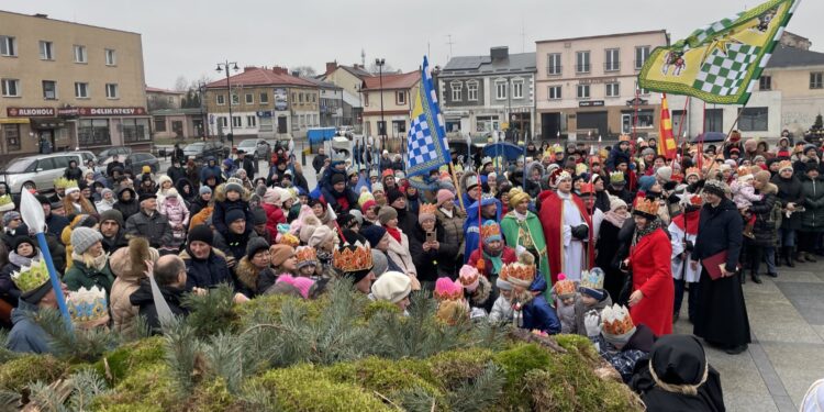 06.01.2024. Końskie. Orszak Trzech Króli / Fot. Magdalena Galas-Klusek - Radio Kielce