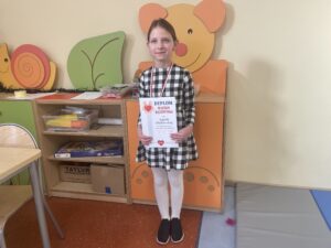 Mała bohaterka odebrała gratulacje - Radio Kielce