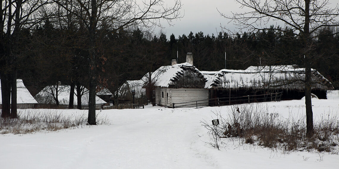 13.01.2024. Tokarnia. Park Etnograficzny w Tokarni / Fot. Robert Felczak – Radio Kielce