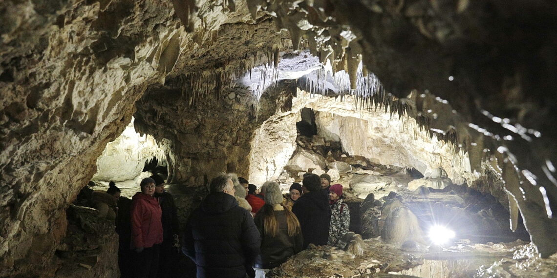 27.01.2024 Jaskinia Raj / Fot. Jarosław Kubalski - Radio Kielce
