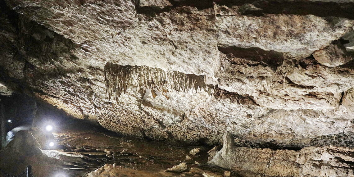 27.01.2024 Jaskinia Raj / Fot. Jarosław Kubalski - Radio Kielce