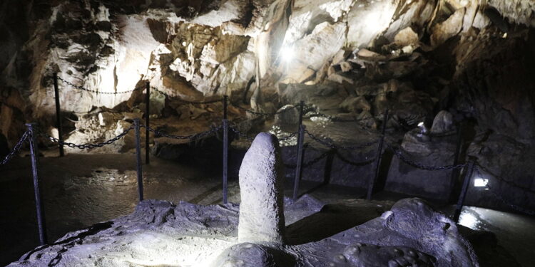 Jaskinia ponownie otwarta dla turystów