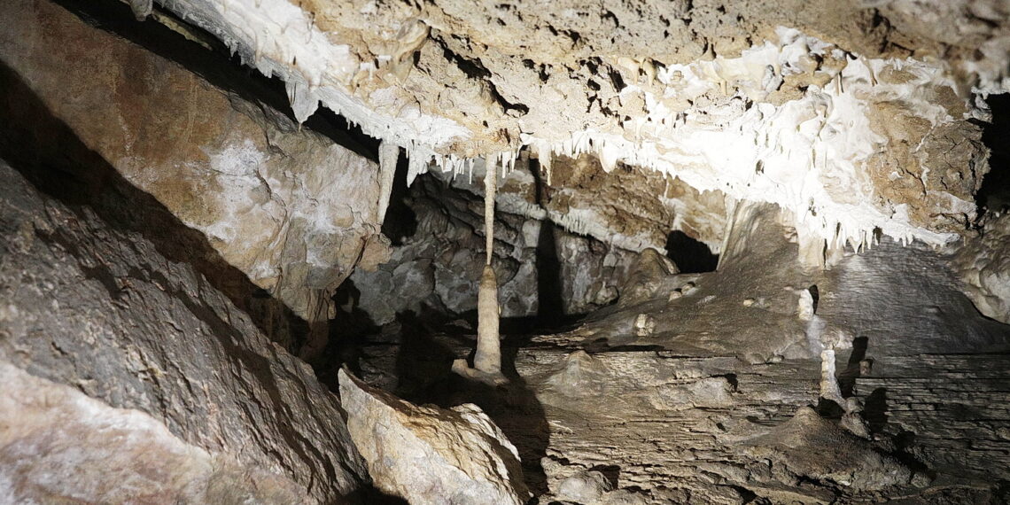 27.01.2024 Jaskinia Raj / Fot. Jarosław Kubalski - Radio Kielce