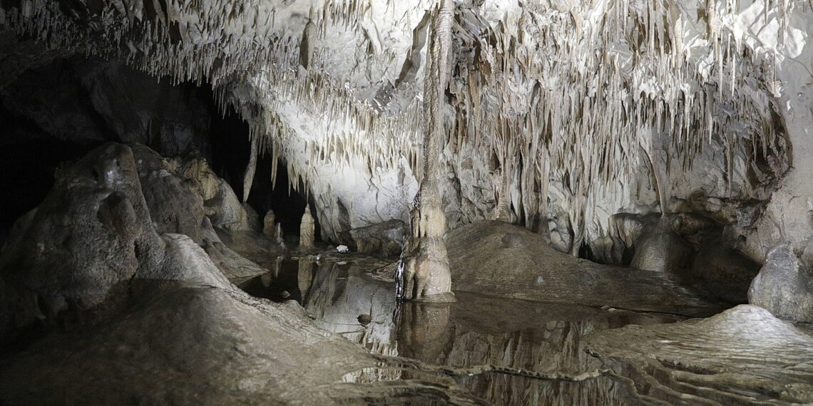 27.01.2024 Jaskinia Raj / Fot. Jarosław Kubalski - Radio Kielce