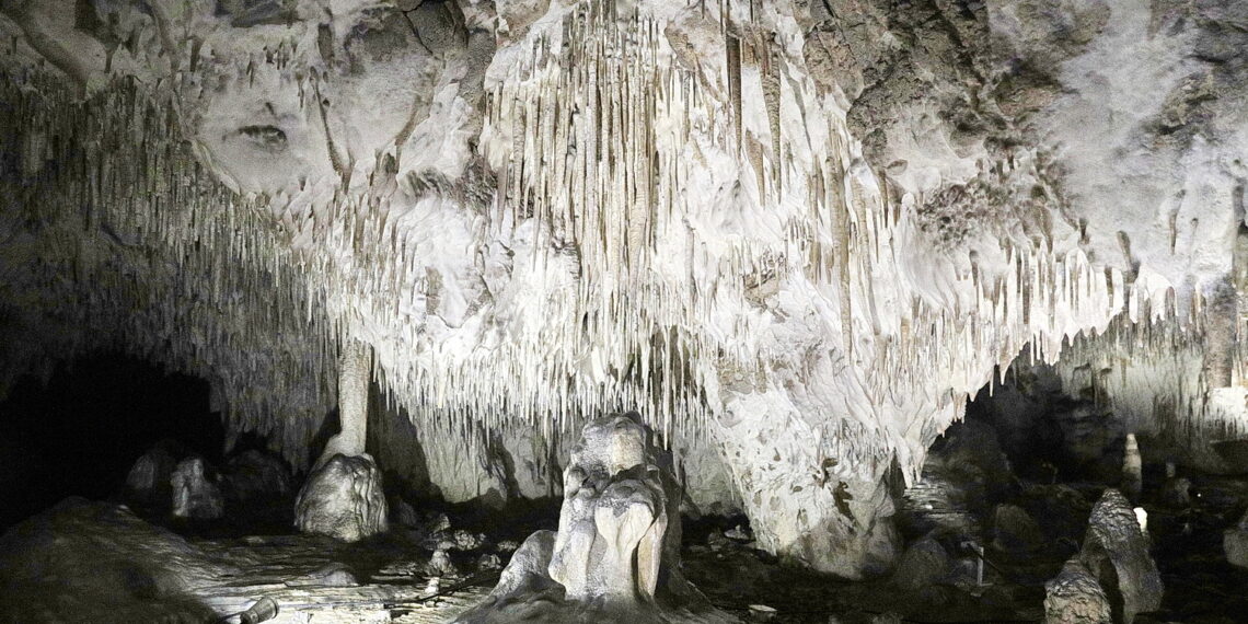 27.01.2024 Jaskinia Raj / Fot. Jarosław Kubalski - Radio Kielce