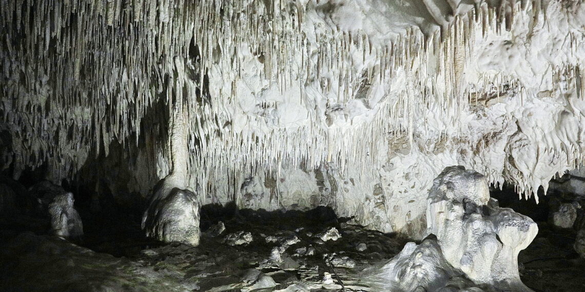 27.01.2024 Jaskinia Raj / Fot. Jarosław Kubalski - Radio Kielce