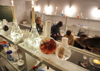 12.01.2024 Kielce. UJK. Noc Biologów / Fot. Jarosław Kubalski - Radio Kielce