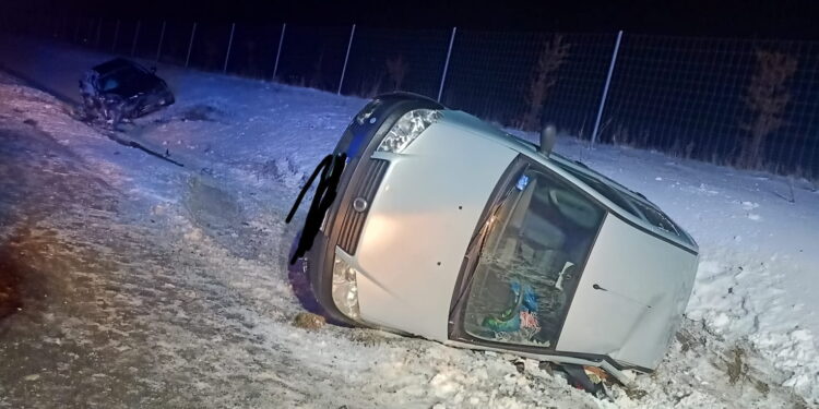 Wypadek na ekspresowej „siódemce". Jedna osoba ranna