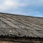 Więcej czasu na wymianę dachów z azbestem