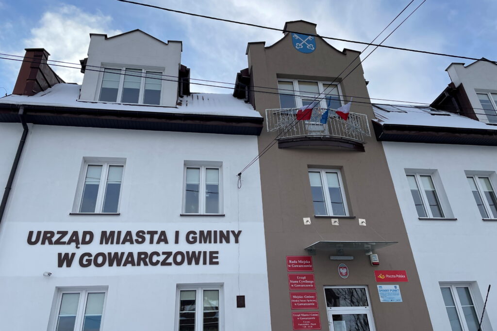 Urząd Miasta i Gminy w Gowarczowie. / Fot. Magdalena Galas-Klusek - Radio Kielce