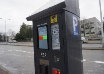 2.01.2023 Kielce. Powiększona Strefa Płatnego Parkowania w Kielcach / Fot. Aleksandra Kwaśniewska - Radio Kielce