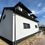 17.02.2024. Brzeziny. Rozbudowa zaplecza socjalnego stadionu / Fot. Daniel Czwartosz - Radio Kielce