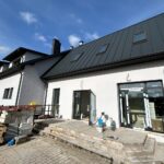 17.02.2024. Brzeziny. Rozbudowa zaplecza socjalnego stadionu / Fot. Daniel Czwartosz - Radio Kielce