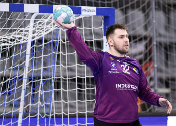 03.02.2024. Tarnów. Orlen Superliga: Grupa Azoty Unia Tarnów - Industria Kielce. Na zdjęciu: Sandro Mestrić - Industria Kielce / Fot. Michał Stańczyk - Cyfrasport