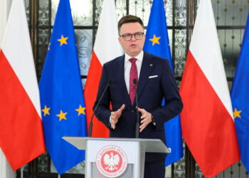 Marszałek Sejmu: Polacy oczekują, że Sejm nie będzie areną dla politycznego chuligaństwa