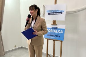 17.02.2024. Boksycka. Spotkanie z kandydatką na burmistrza Kunowa Beatą Kobiałką. Na zdjęciu: Beata Kobiałka / Fot. Patrk Wójcik - Radio Kielce