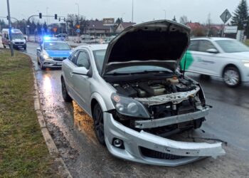 Dwie osoby ranne w wypadku w Kielcach
