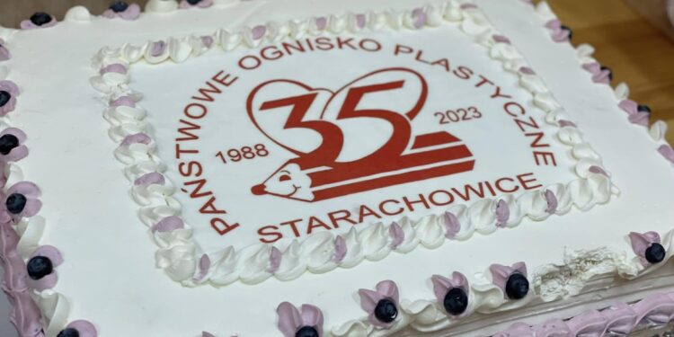 Jubileusz 35-lecia Państwowego Ogniska Plastycznego w Starachowicach / Fot. Piotr Ambroszczyk Starosta Starachowicki - Facebook