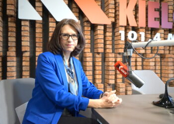 16.02.2024. Radio Kielce. Rozmowa Dnia. Na zdjęciu: Anna Jasnosz - rzecznik prasowy Izby Administracji Skarbowej w Kielcach / Fot. Robert Felczak - Radio Kielce