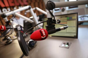 Radio Kielce. Główne studio emisyjne / Fot. Wiktor Taszłow – Radio Kielce