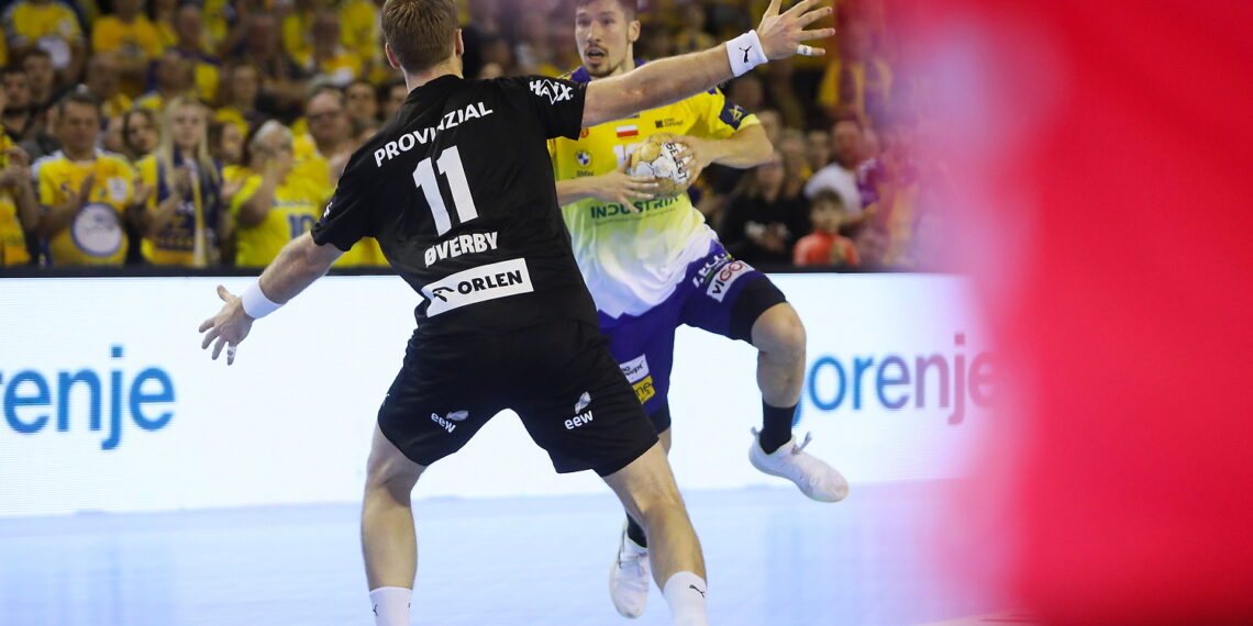 14.02.2024. Kielce. Mecz Ligi Mistrzów: Industria Kielce - THW Kiel. / Fot. Wiktor Taszłow - Radio Kielce