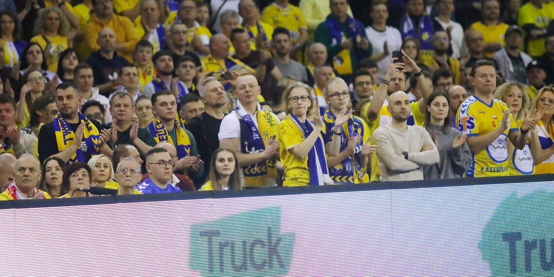14.02.2024. Kielce. Mecz Ligi Mistrzów: Industria Kielce - THW Kiel. / Fot. Wiktor Taszłow - Radio Kielce