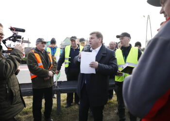 15.02.2024. Nagłowice. Protest rolników. Na zdjęciu: Michał Skotnicki - wicewojewoda świętokrzyski / Fot. Wiktor Taszłow - Radio Kielce