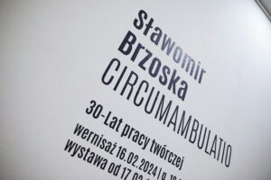 Dwa spojrzenia na rzeźbę i malarstwo dialogujące z przeszłością w kieleckim BWA - Radio Kielce