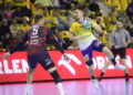 17.02.2024. Kielce. 21. kolejka Orlen Superligi: Industria Kielce - Ostrovia Ostrów Wielkopolski. Na zdjęciu (z prawej): Alex Dujszebajew / Fot. Wiktor Taszłow - Radio Kielce