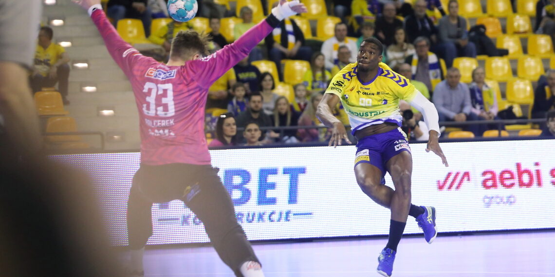 17.02.2024. Kielce. 21. kolejka Orlen Superligi: Industria Kielce - Ostrovia Ostrów Wielkopolski / Fot. Wiktor Taszłow - Radio Kielce