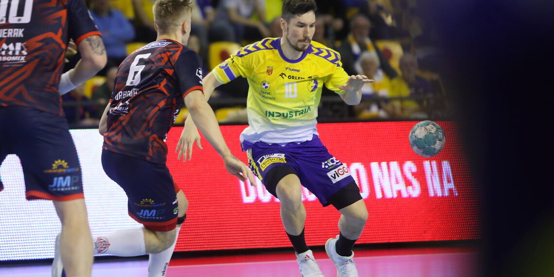 17.02.2024. Kielce. 21. kolejka Orlen Superligi: Industria Kielce - Ostrovia Ostrów Wielkopolski / Fot. Wiktor Taszłow - Radio Kielce
