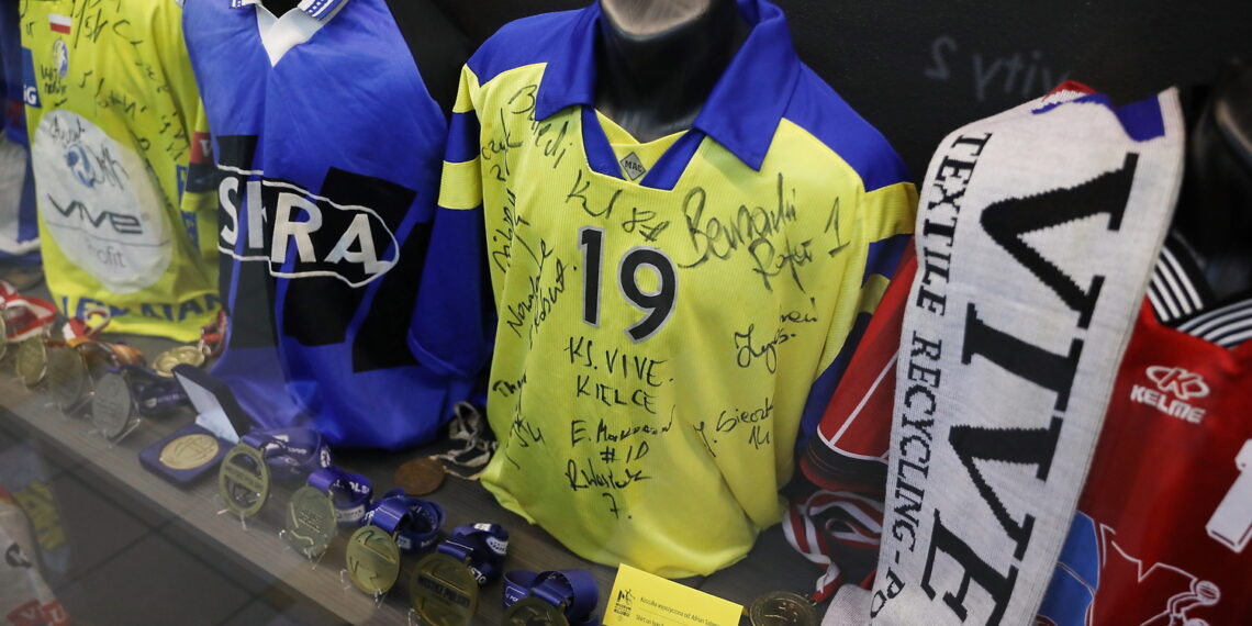 28.02.2024. Kielce. Otwarcie Muzeum Historii Klubu Iskry Kielce / Fot. Wiktor Taszłow - Radio Kielce
