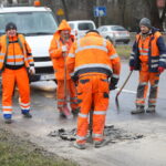 Remont ulic w Kielcach. Drogowcy łatają dziury