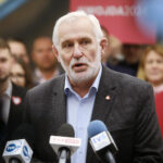 03.02.2024. Kielce. Agata Wojda została oficjalnie zaprezentowana jak kandydatka Koalicji Obywatelskiej na prezydenta Kielc. Na zdjęciu: poseł Lucjan Pietrzczyk / Fot. Wiktor Taszłow - Radio Kielce