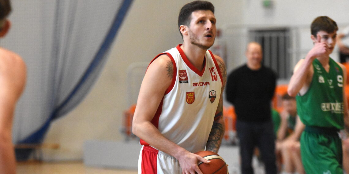 Minimalne zwycięstwo UJK. O wszystkim zadecyduje rewanż