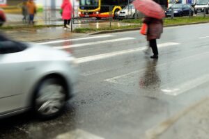 Wzrosła liczba wypadków na przejściach dla pieszych