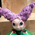 05.02.2024. Kielce. Pracownia plastyczna Teatru Lalki i Aktora „Kubuś” w Kielcach. Na zdjęciu Pchła Szachrajka – bohaterka nowej premiery w „Kubusiu”. / Fot. Dorota Klusek - Radio Kielce